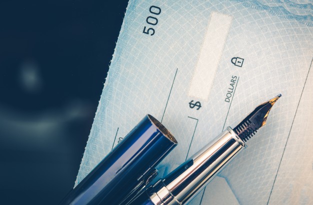 Le paiement par chèque de moins en moins oublié