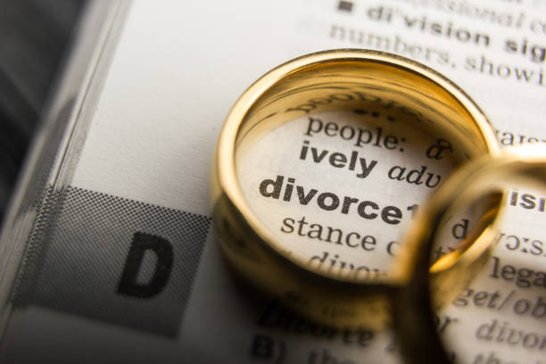 Les causes et conséquences de la simplicité du divorce moderne