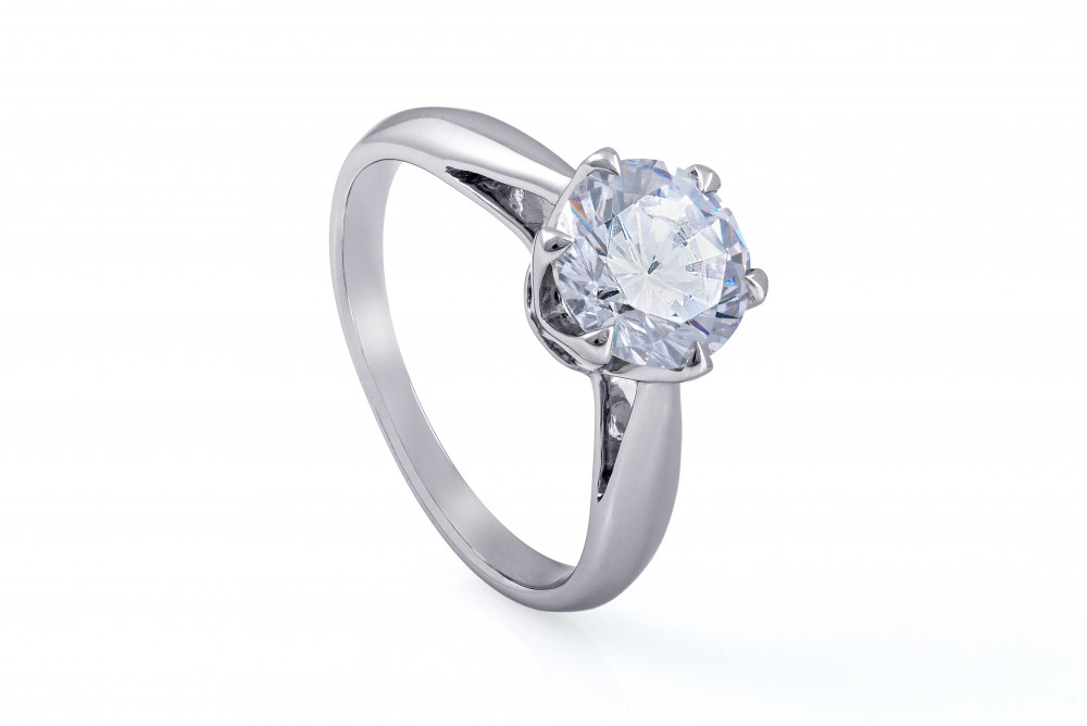 Bague Swarovski Femme : Des bijoux étincelants pour sublimer vos mains